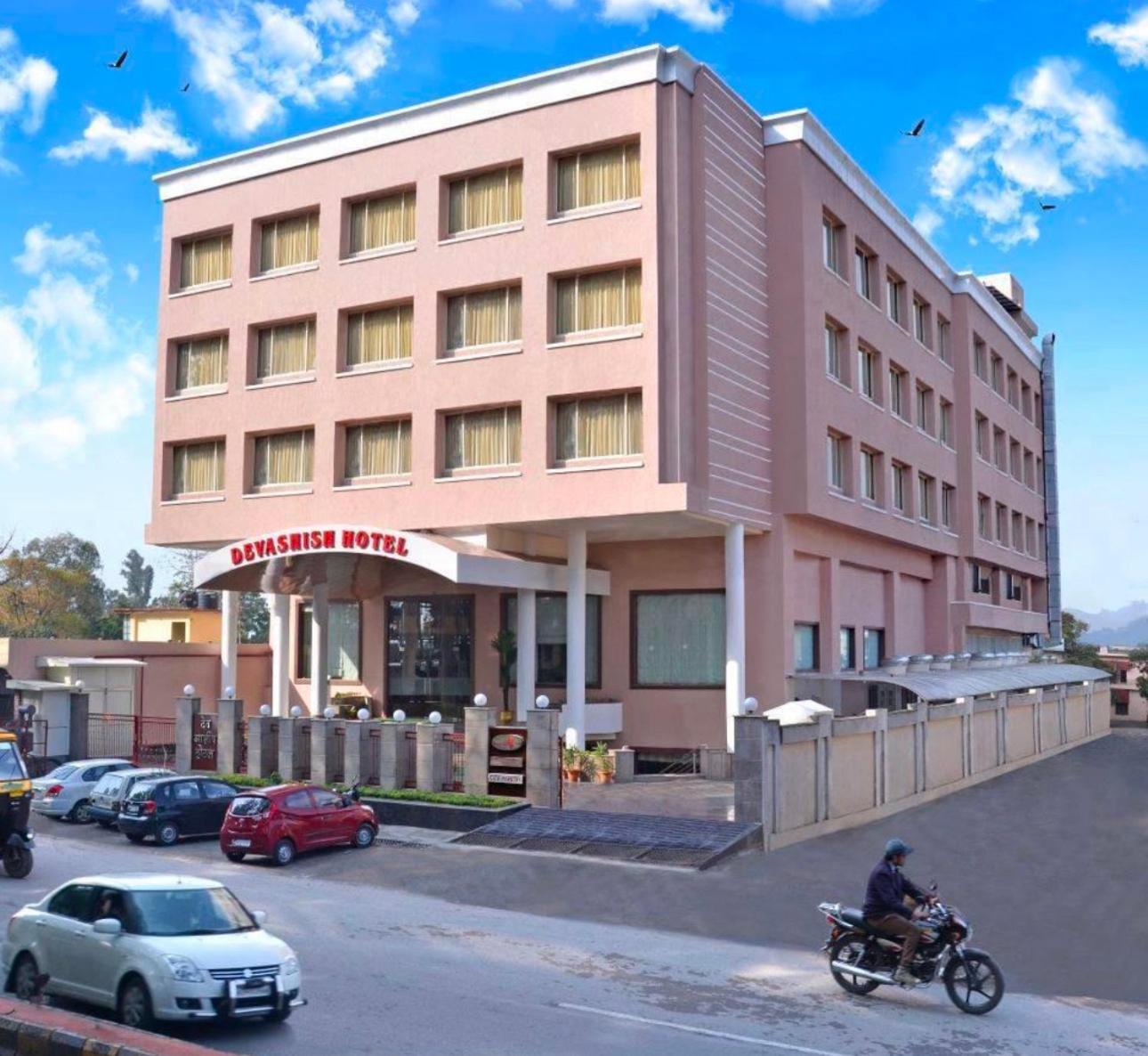 Hotel Devashish Haldwāni Extérieur photo