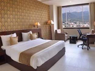 Hotel Devashish Haldwāni Extérieur photo
