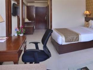 Hotel Devashish Haldwāni Extérieur photo